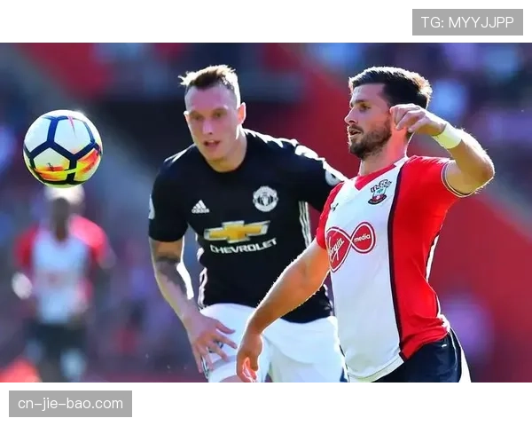 英超战术体系多样性研究：从控制足球到高压逼抢，不同风格球队共同取得成功