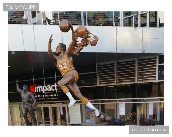 财务调查：一支NHL中小市场球队的营收结构与联盟收入分成的影响